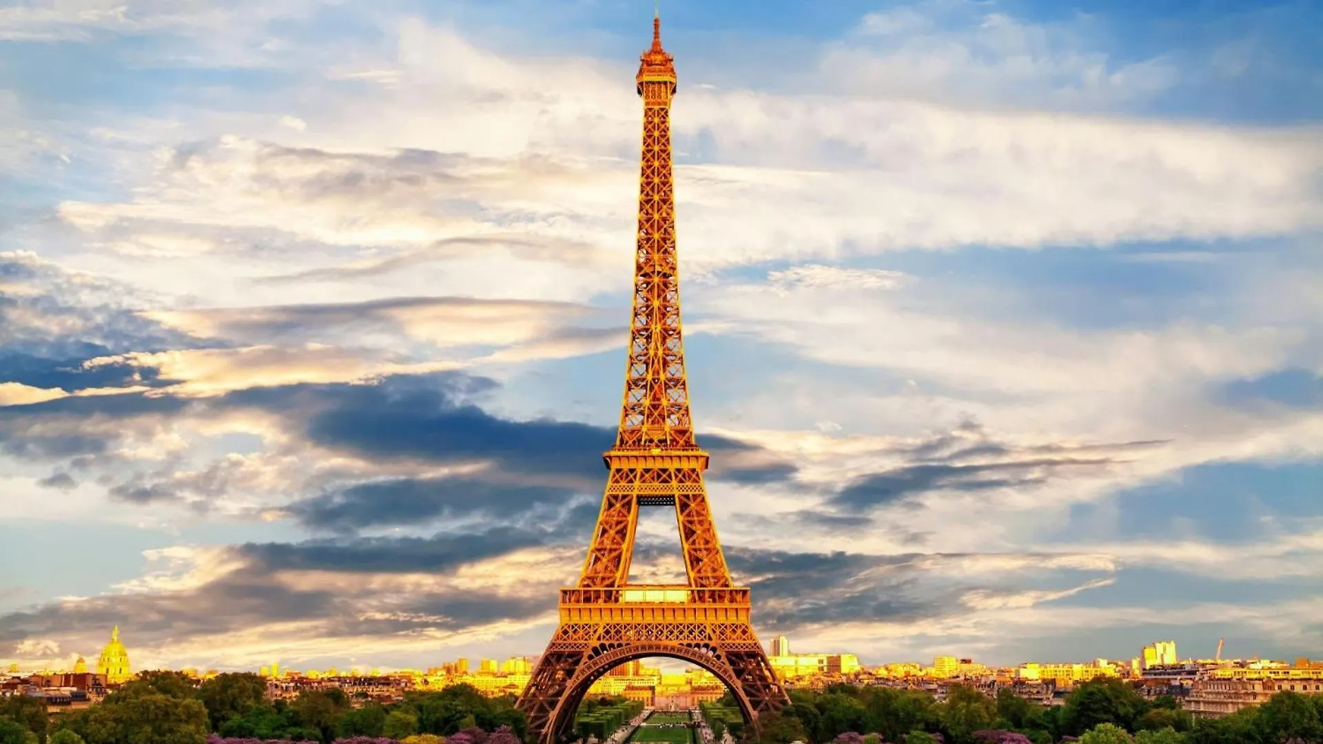 Paris Eiffel Tower - Cityapartmentstay